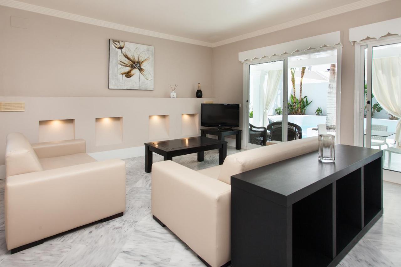 Villa 44 コラレホ エクステリア 写真